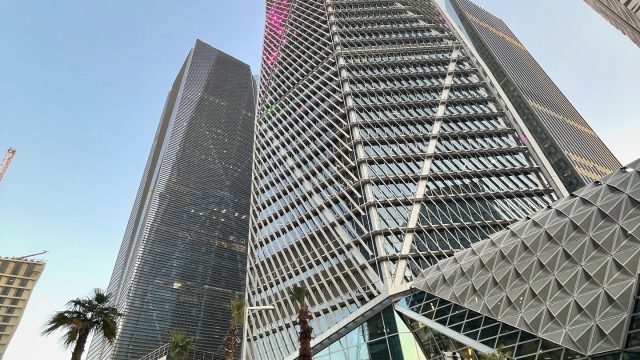 Riyad’da Modern Bir Deneyim: Kral Abdullah Finansal Bölgesi ve Suudi Arabistan’ın Dönüşümü